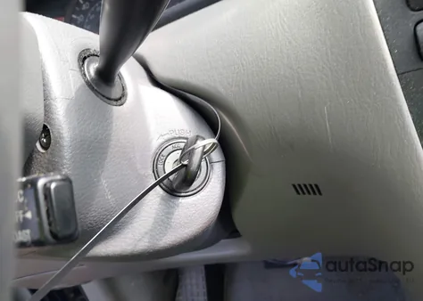 2005 Toyota Corolla Ce из США, поврежденный, VIN 1NXBR32EX5Z358128